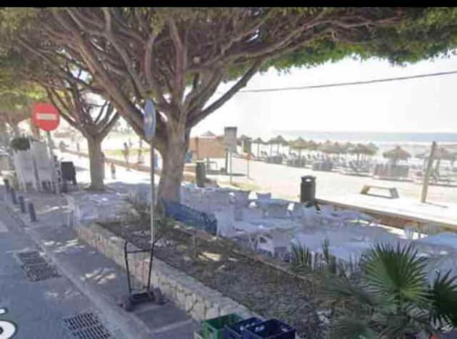 Apartamento En Primera Linea De Playa El Palo Малага Экстерьер фото