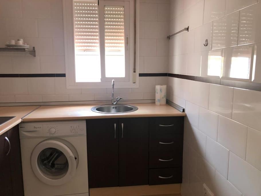 Apartamento En Primera Linea De Playa El Palo Малага Экстерьер фото