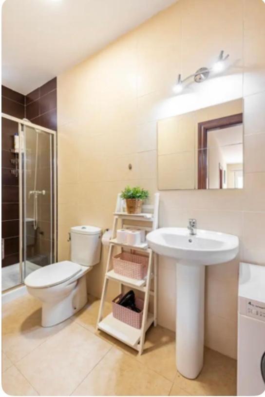 Apartamento En Primera Linea De Playa El Palo Малага Экстерьер фото