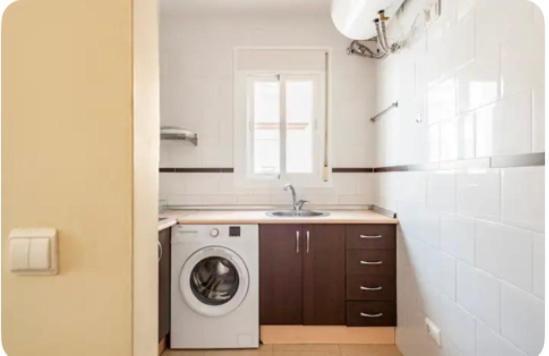Apartamento En Primera Linea De Playa El Palo Малага Экстерьер фото